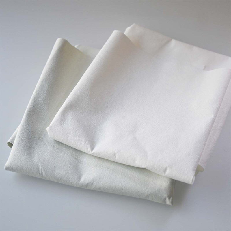 Boîte à gommes et éponges